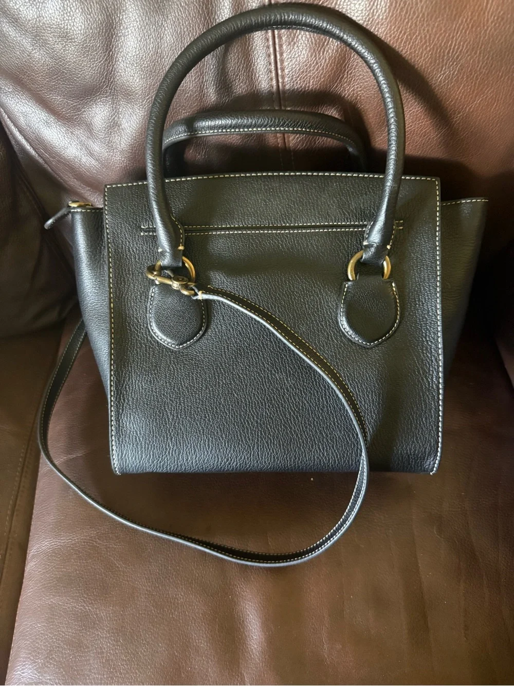New With Tag. Original packing. Lauren Ralph Lauren Millbrook Medium Satchel